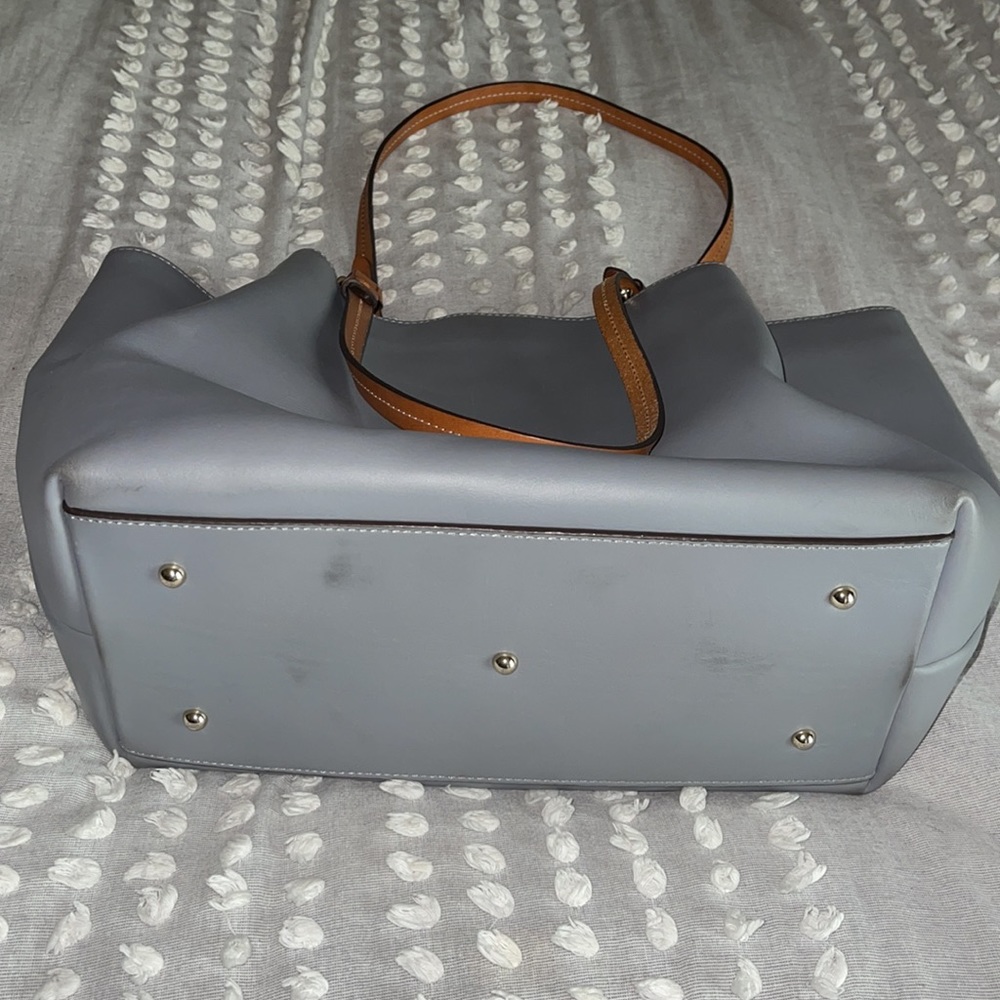 Dooney & Bourke City Flynn bag - Picture 3 of 13